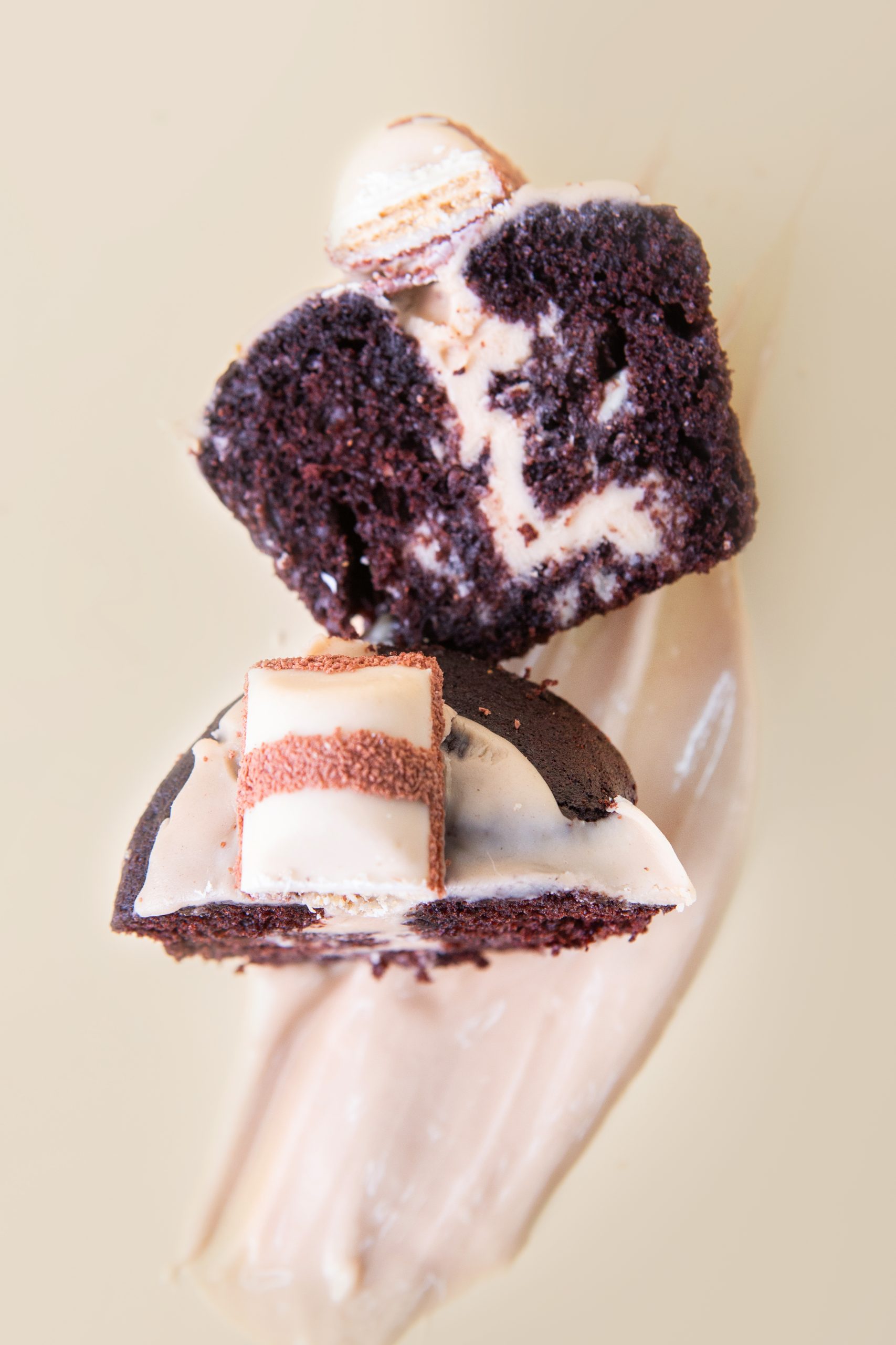 Melt in the middle chocolate cupcakes