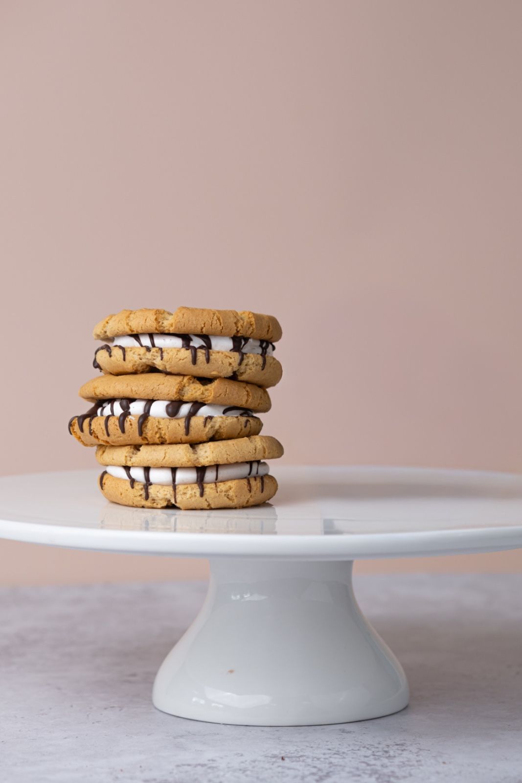 Cookie Sandwiches with Mallow Filling